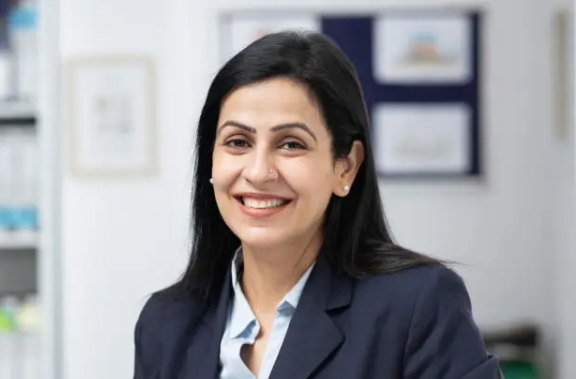 civilEngineering.testimonials.emily.author